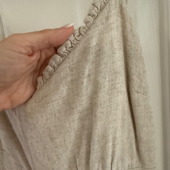 Linen Romper - Picture 2 of 4